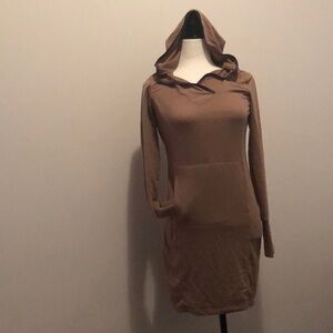 Lolë long sleeve dress